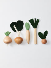 Load image into Gallery viewer, Milton &amp; Goose Veggies Play Food Set
